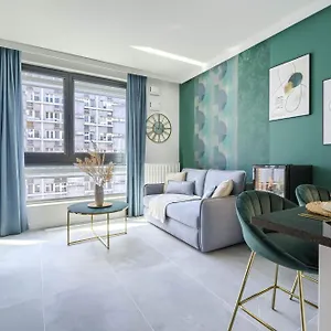 https://grzybowska-37-corolla-apartments-exclusive.warsawhotelspoland.com
